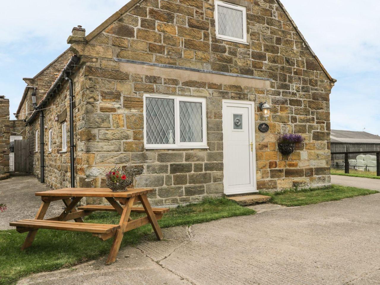 וויטבי Foxhunter Cottage מראה חיצוני תמונה